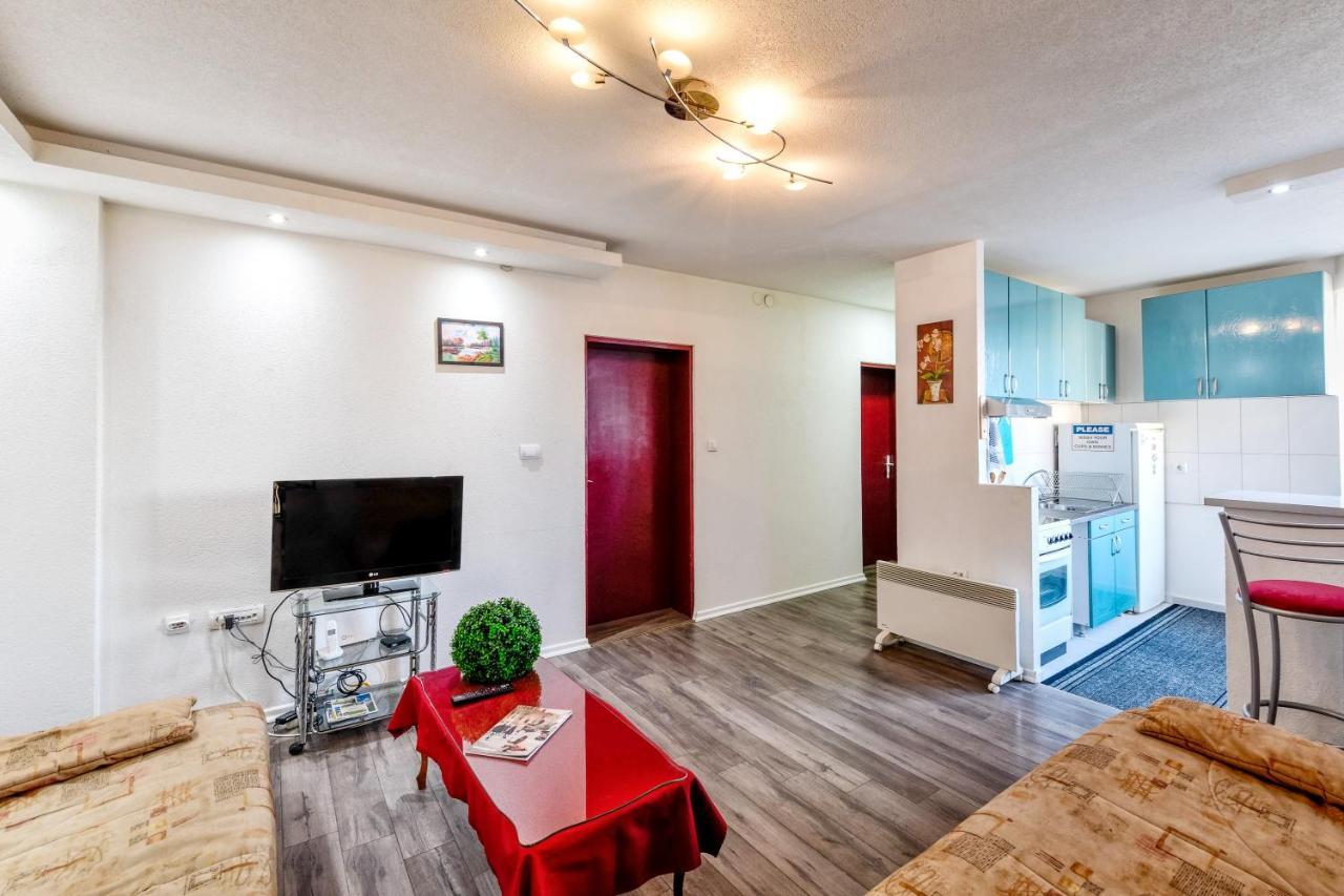 Central Monument Apartment Bojkovic Beograd Eksteriør billede